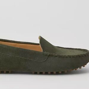 Ann Taylor Forest Green Suede Moccasins